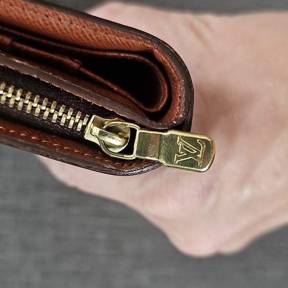 Louis Vuitton Monogram French Purse Wallet - Picture 12 of 14